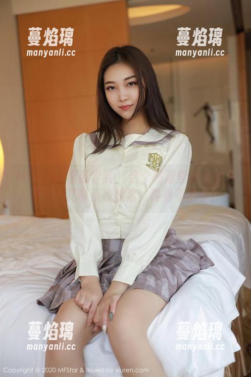 MFStar模范学院-艾静香 MFStar模范学院 - 这个高清壁纸真有点意思:艾静香校服照,青春不是梦!