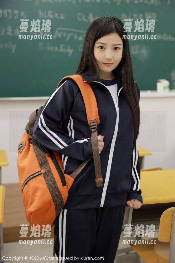 MFStar模范学院 - 全套职业装写真，软软酱让人恍惚，真想在会议室里开个派对。