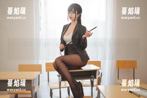 Rioko凉凉子双马尾写真集，原图真相大揭露，看看她背后的故事！