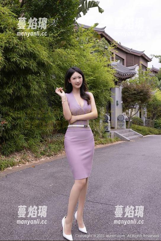 Xiuren秀人网 - 你的兔妹妹长腿美图合集，居然让我有种想立刻报个名的冲动。