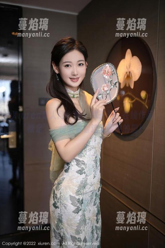 Xiuren秀人网 - 嗨，林子遥！在线作品‘裸足’，快来看看这双调皮的脚！