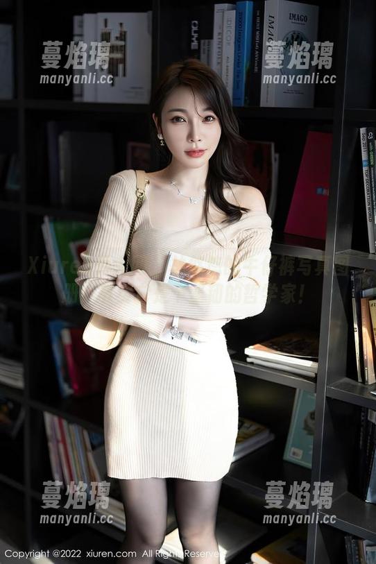 Xiuren秀人网 - 林悠悠的牛仔裤写真图册：其实它是个坚韧的哲学家！