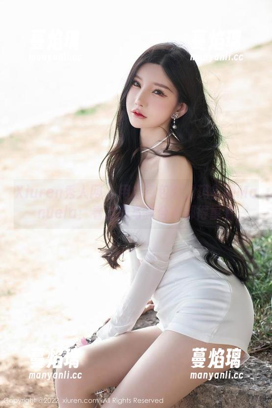 Xiuren秀人网-玛鲁娜Manuela Xiuren秀人网 - 用白色包装的玛鲁娜Manuela:看过的写真合集都得重看