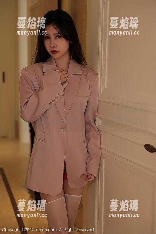Xiuren秀人网-白白Alina Xiuren秀人网 - 一起来!白白Alina的纯白福利和超美图片,你绝对不想错过!