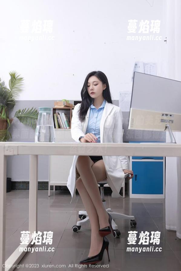 Xiuren秀人网 - 在赵惟依coco的美足写真面前，我想说：下载的每一张图都像是盗窃艺术！