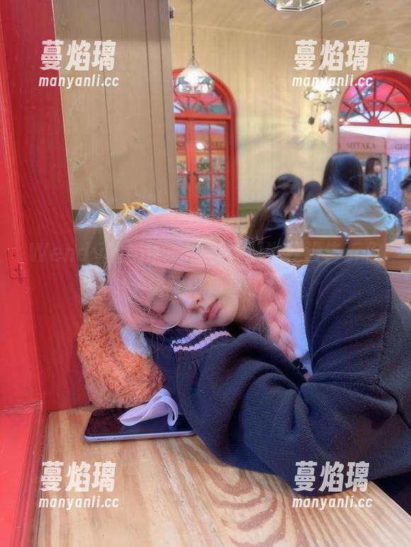 Wendy的奶牛美图集：别说我没告诉你，这壁纸简直了！