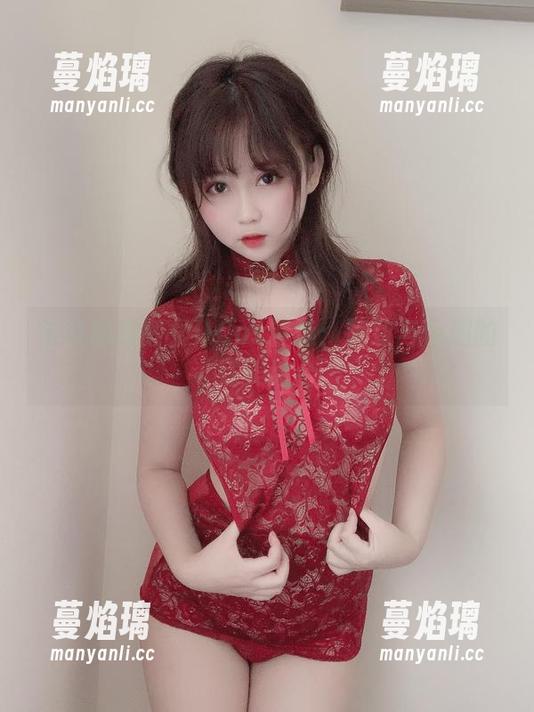 依依超级懒 依依超级懒女仆Cos精选:精致与玩趣的完美结合