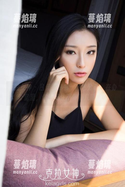 克拉女神 - 吕佳“秘书”图包分享：在办公室里，你能忍住不多看几眼吗？