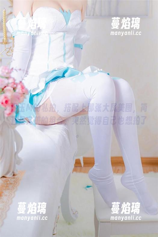 墨玉M的私拍，搭配上那张大凤美图，简直是完美的组合，突然觉得自己也想拍了。