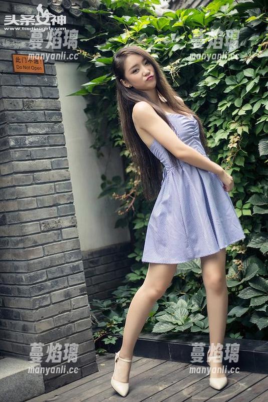头条女神 - 生活就是不断翻阅“乔安日常”写真集的资源，惊喜总在不经意间！