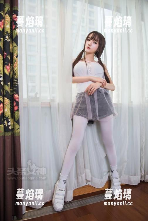 头条女神 - 大蜜蜜的秘书：工作与美丽并存，高清美图让你目不转睛！