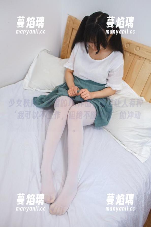 少女秩序-千澄 少女秩序 - 千澄的JK作品,真是让人有种‘我可以不工作,但绝不能不看’的冲动。