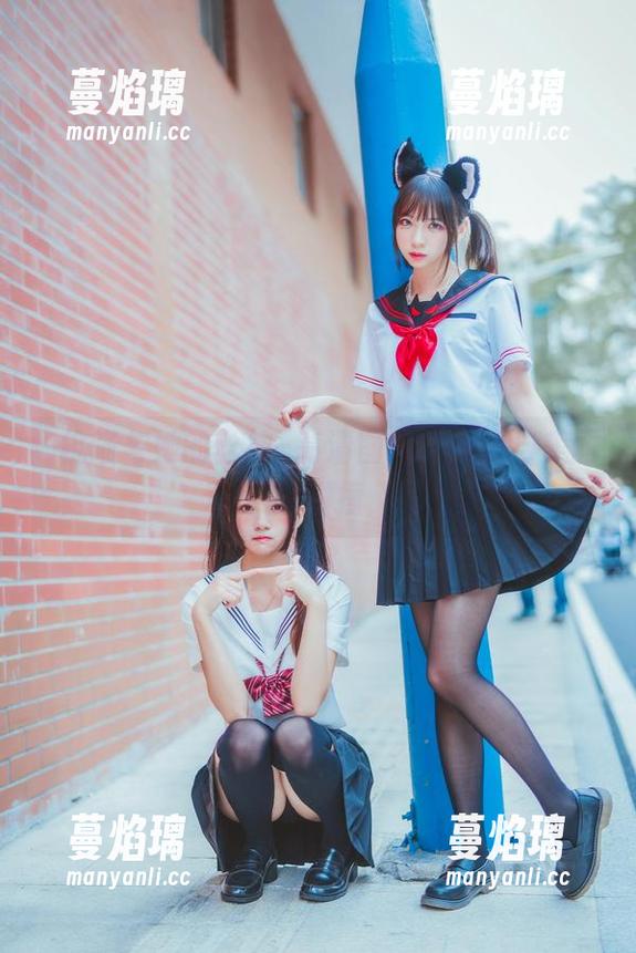 桜桃喵与她的丝袜–高清图库，戏谑与美丽的碰撞