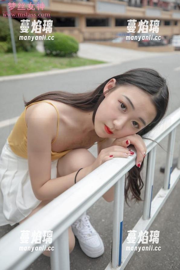 梦丝女神 - 私房连衣裙图包，快跟着乔儿一起感受这股柔美吧！