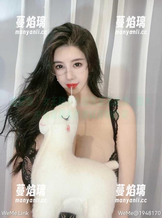 微密圈 - 女王猪小七的无圣光魔法，图片中总是藏着些难以言喻的美