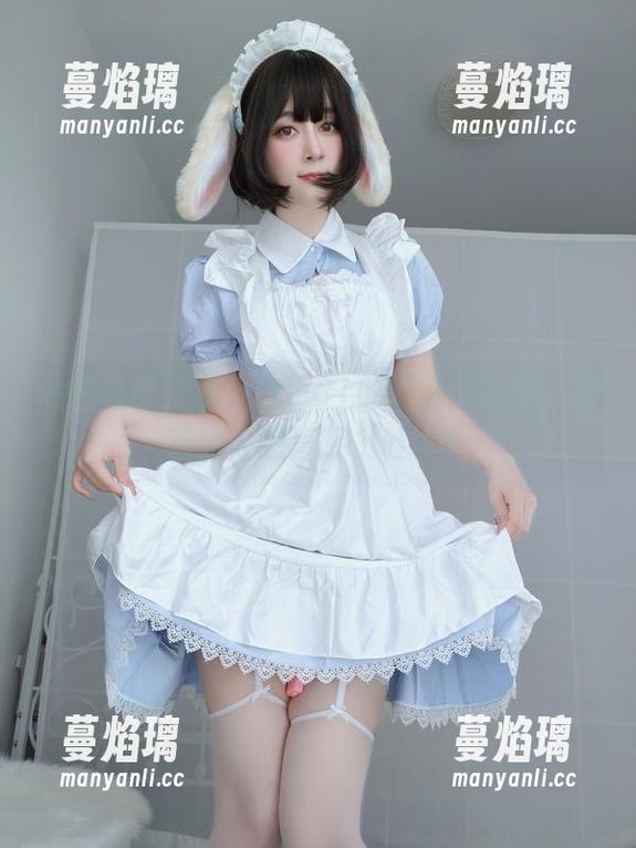 私拍也能变装：白银81的万圣节美图，简直让人想直呼‘哇’！