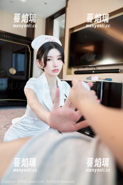 秀人网 - 圣诞临近，娜娜子呀的无圣光合集，果然还是那味儿！