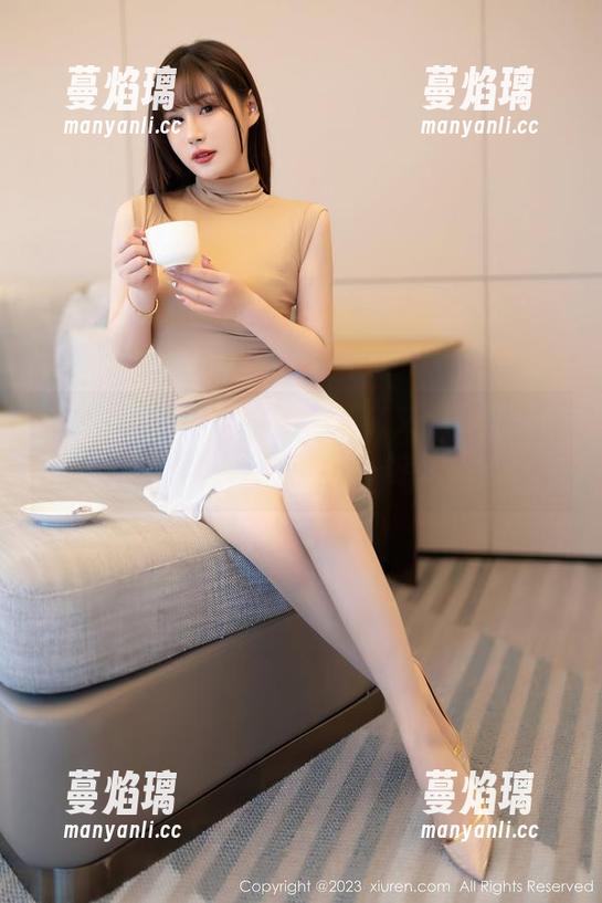 秀人网 - 黑色套图里的林文文，简直是反撞我审美，谁说黑色一定沉闷？