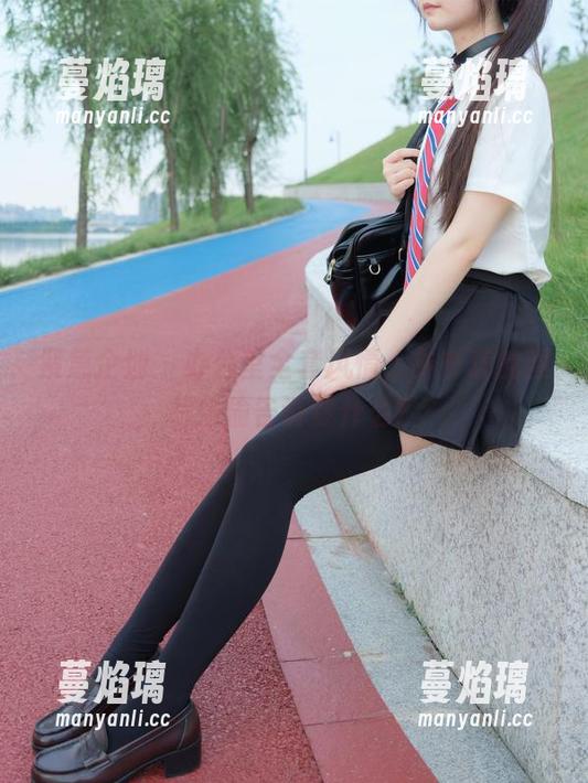 紧急企划 - 办公室全套风情，林书辞的图片偷偷告诉你什么？