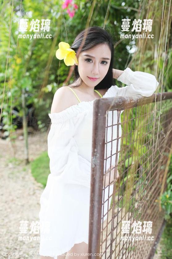 美媛馆 - 当秘书的绮里嘉Carina，原图很有故事，精选则想说我也想成为她！