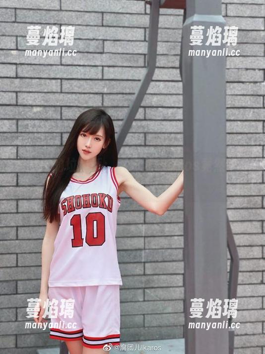 美图控的垃圾话：腐团儿Ikaros竟然在办公室里玩出新花样！