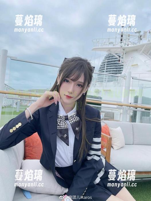 腐团儿Ikaros 黑色的腐团儿Ikaros,全套下载让你眼前一亮!
