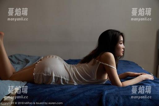 蜜桃社 - 初月居家风采：原图合集，享受每一处随时展露的优雅？