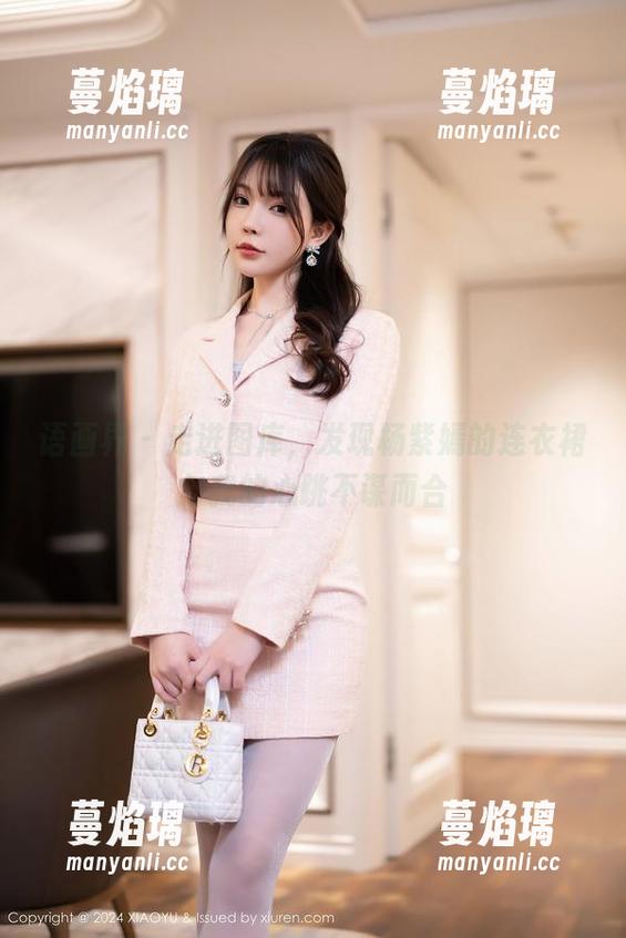 语画界-杨紫嫣 语画界 - 走进图库,发现杨紫嫣的连衣裙与我的心跳不谋而合