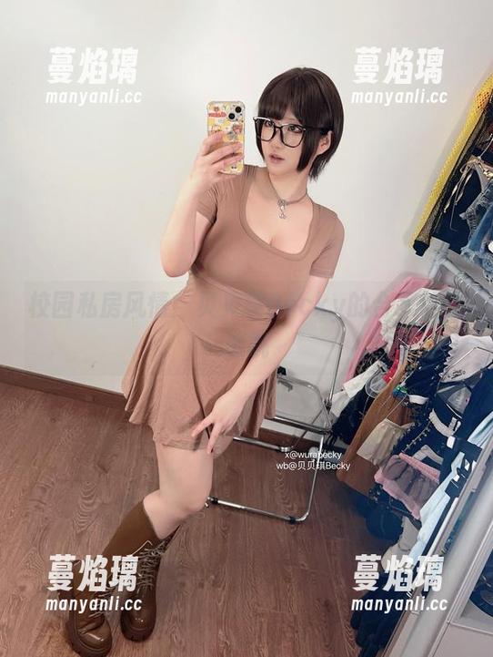 贝贝琪Becky 校园私房风情:贝贝琪Becky的合集让人心跳