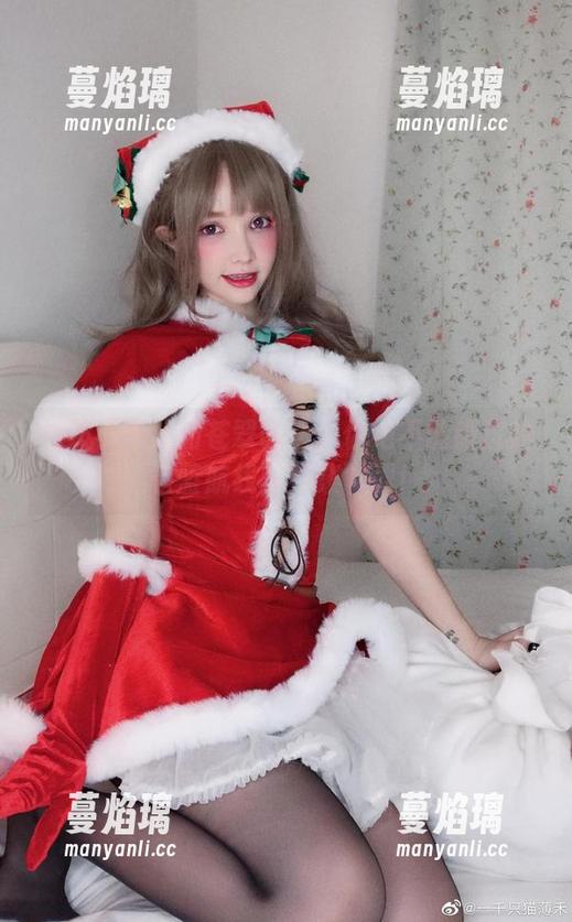 超级小禾儿的苍翠印记：你绝不能错过的碧蓝航线写真集下载！