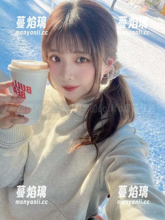 一组图片，感受闪月半的Lolita草莓气息